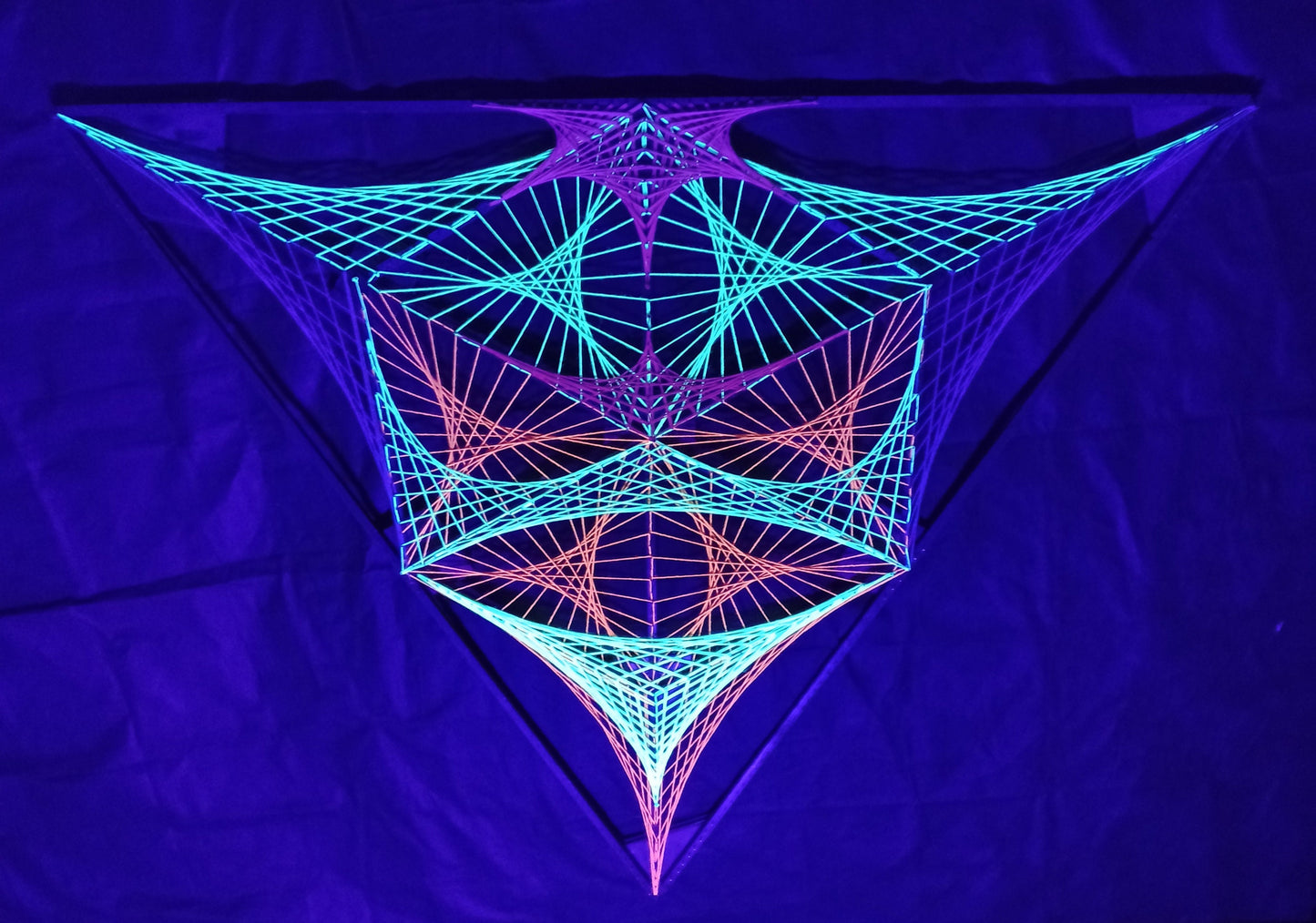 😳 Strict Alien 👽