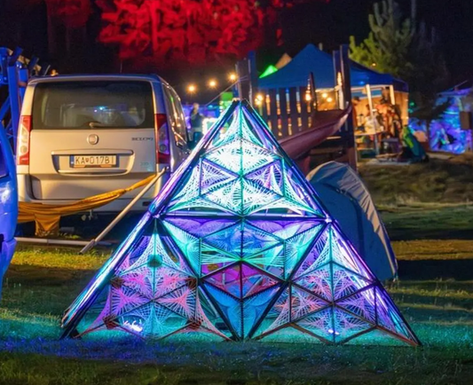 Psybell modular pyramid by Psybell - String Art