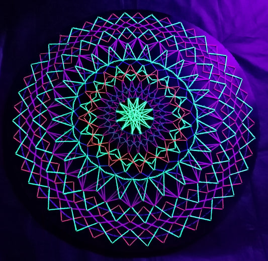 🌀 Hypnotic Mandala 🌀 by Psybell - String Art