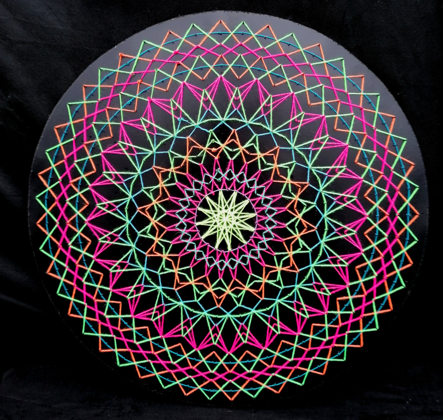 🌀 Hypnotic Mandala 🌀