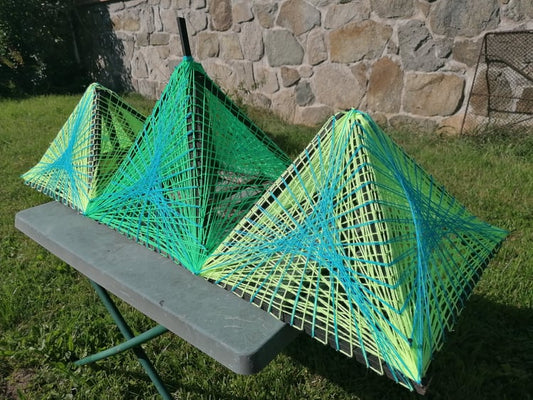 Tripple green pyramid