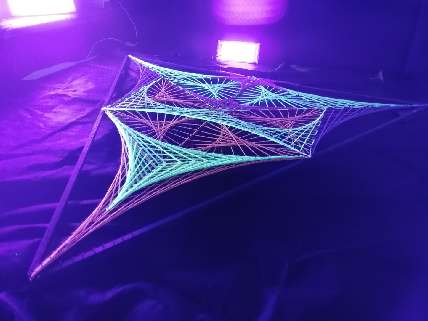 😳 Strict Alien 👽