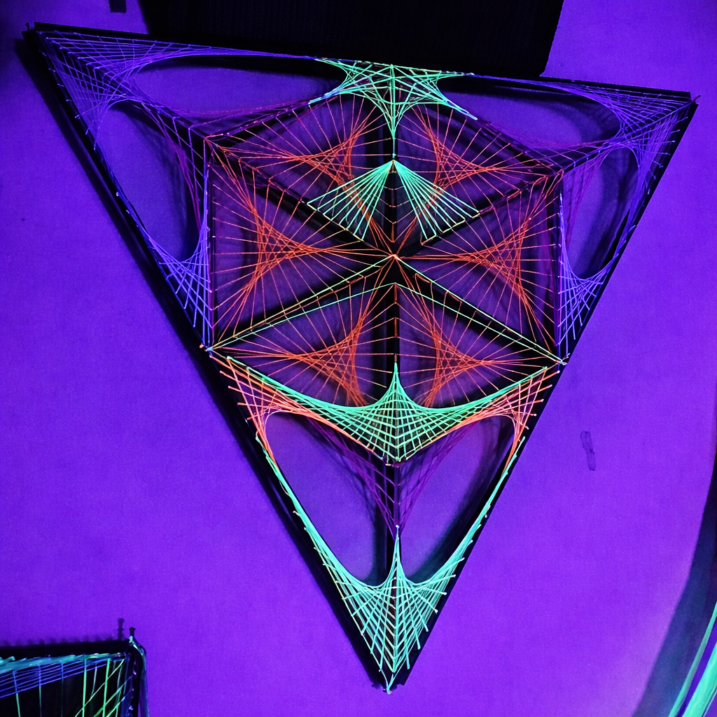 😡 Angry alien 👽 by Psybell - String Art