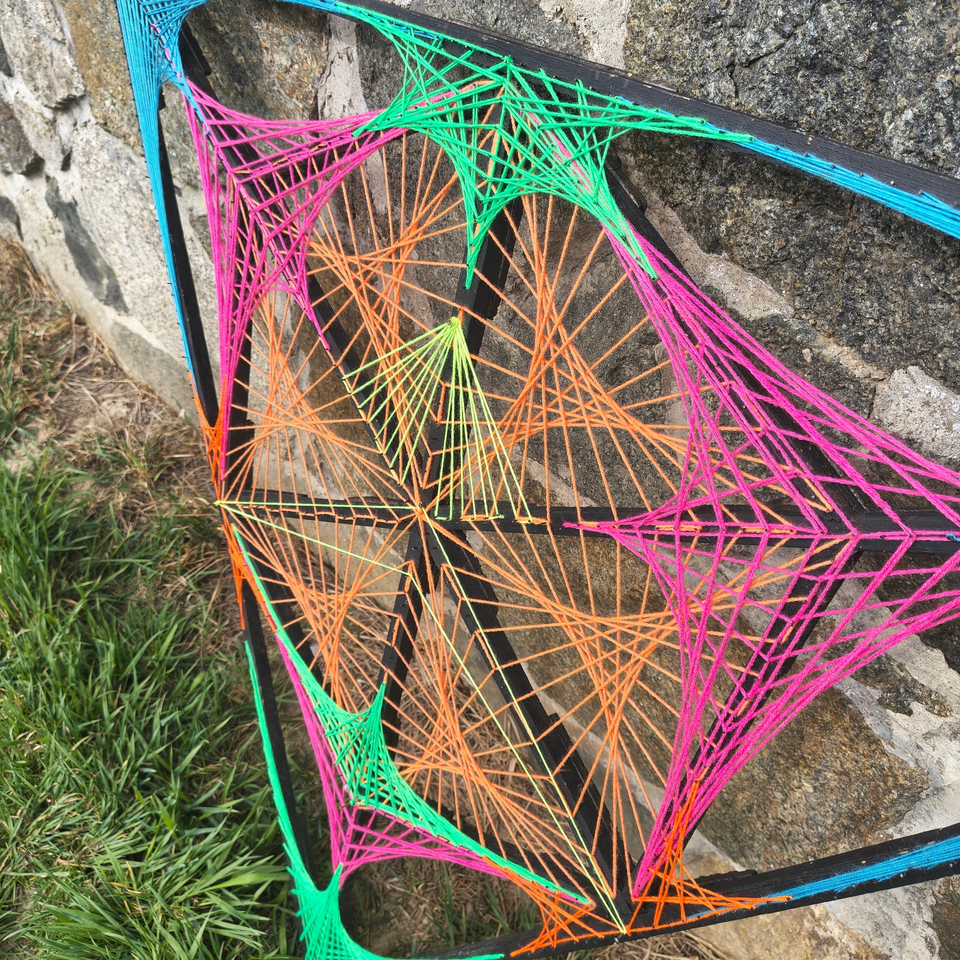 😡 Angry alien 👽 by Psybell - String Art