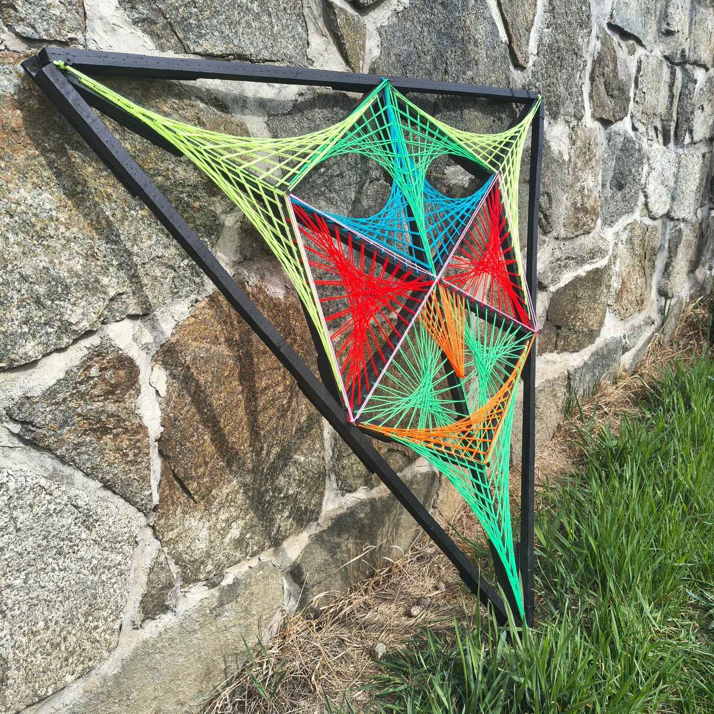 👽 Alien Predator by Psybell - String Art