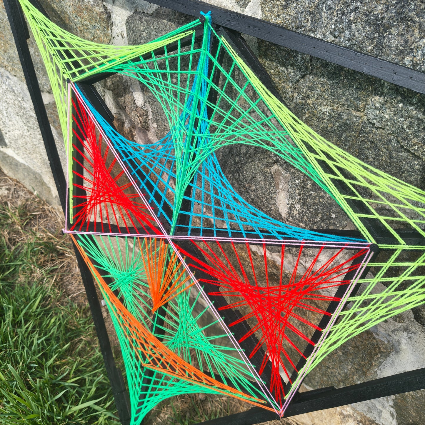 👽 Alien Predator by Psybell - String Art